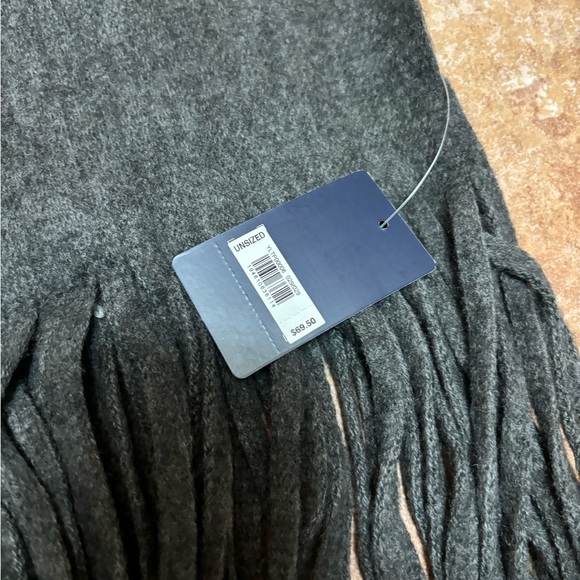 Brand New Lucky Brand Scarf - Picture 4 of 5